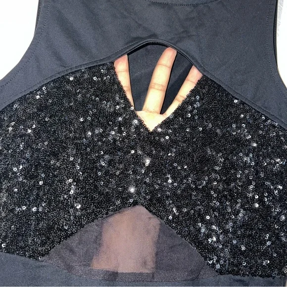 Bebe sequin cutout crop top - Picture 4 of 7